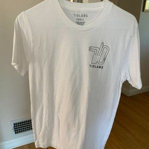 White Size Small "710 Labs" T-Shirt